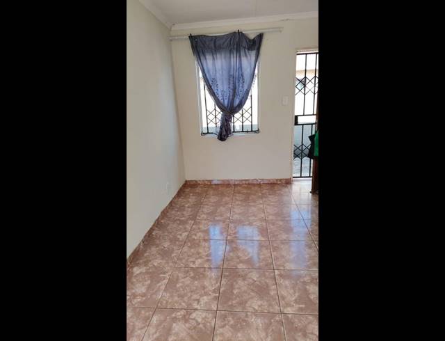 3 BEDROOM PROPERTY TO RENT IN PROTEA GLEN